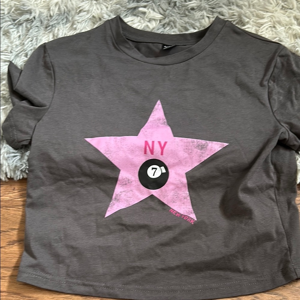 SHEIN Gray and Pink Star Kids Shirt